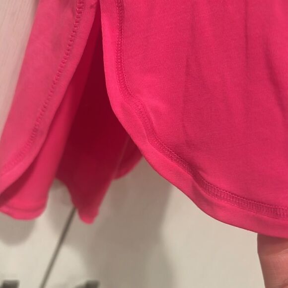 Gap fit pink top - Picture 4 of 6